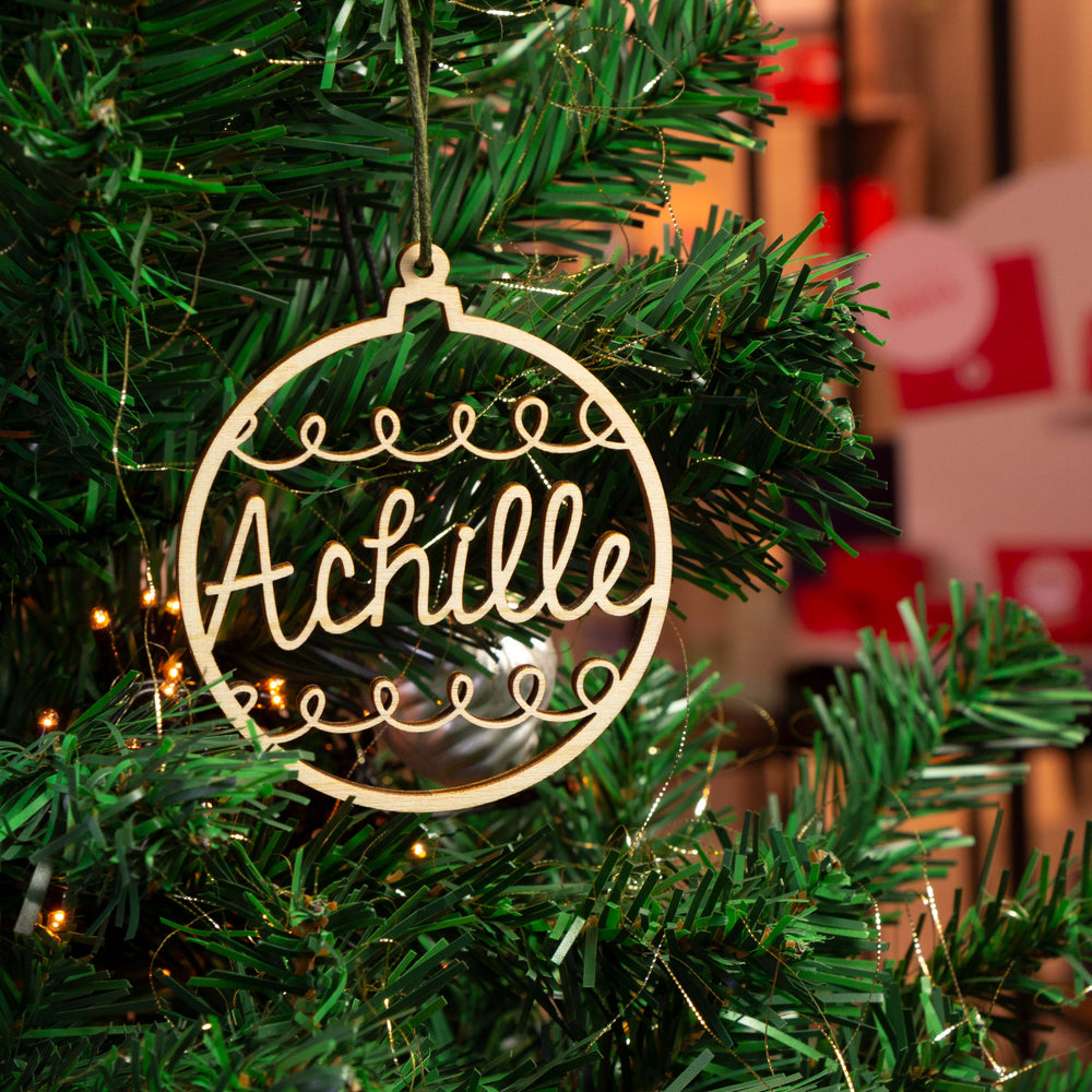 Houten kerstbal met gravering