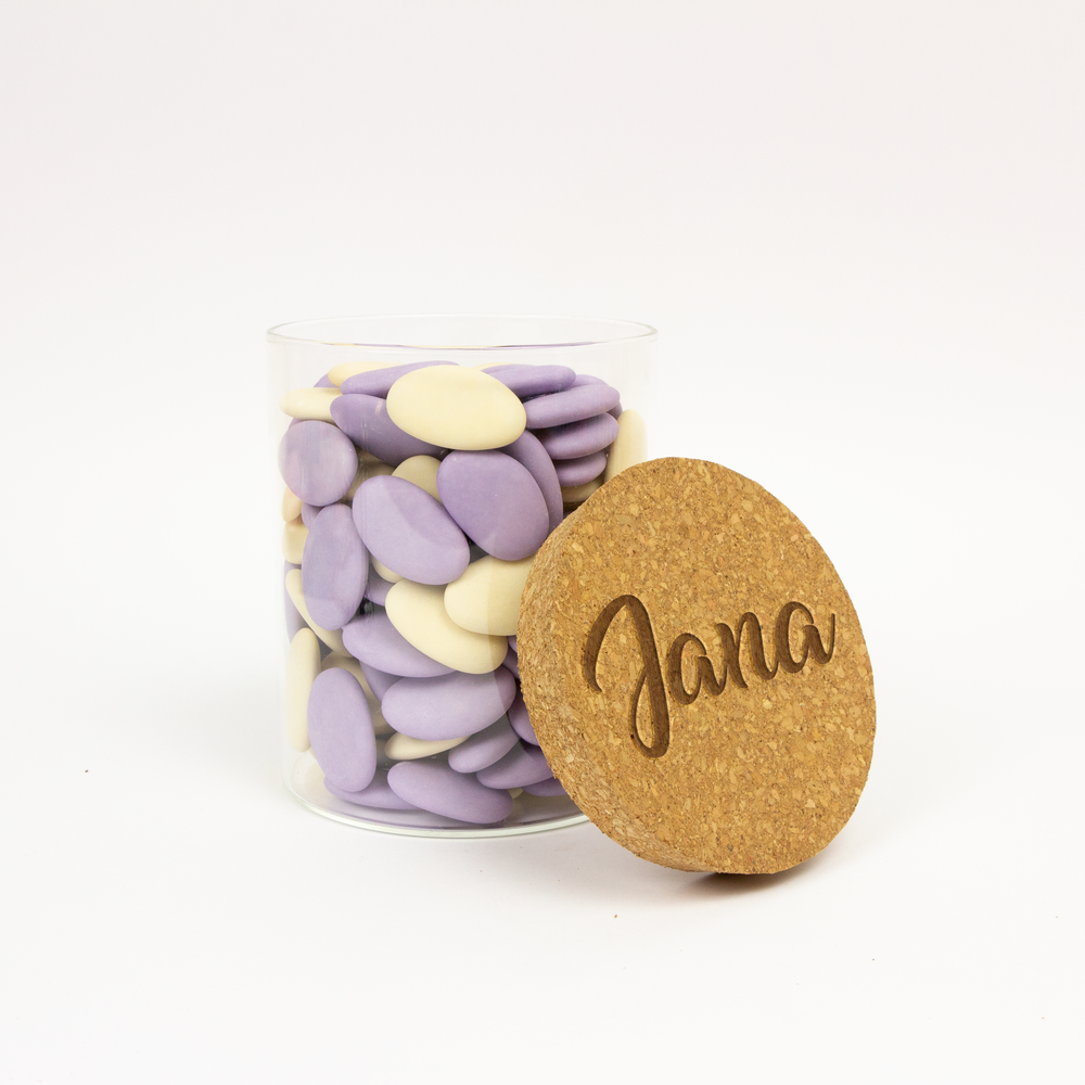 Glazen uitdeelpot met kurkstop en gravering