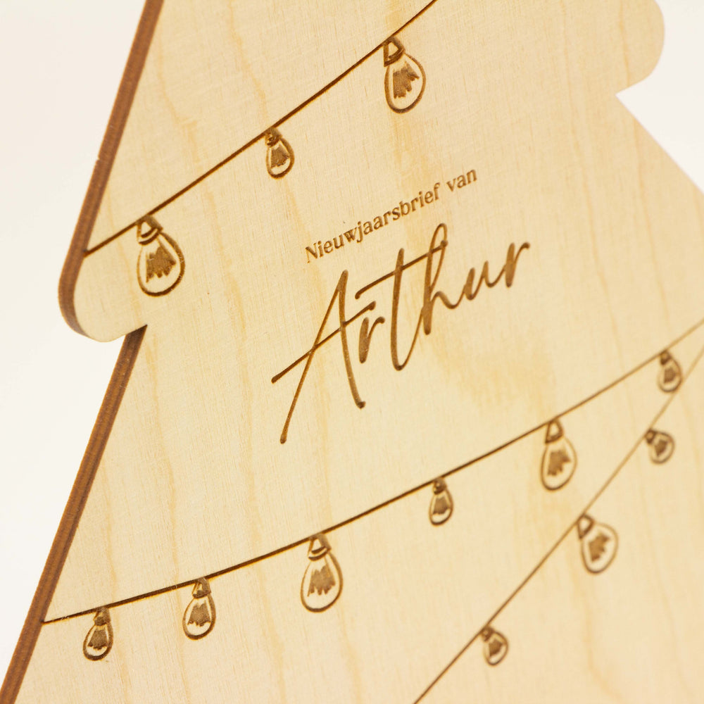 Houten nieuwjaarsbrief kerstboom