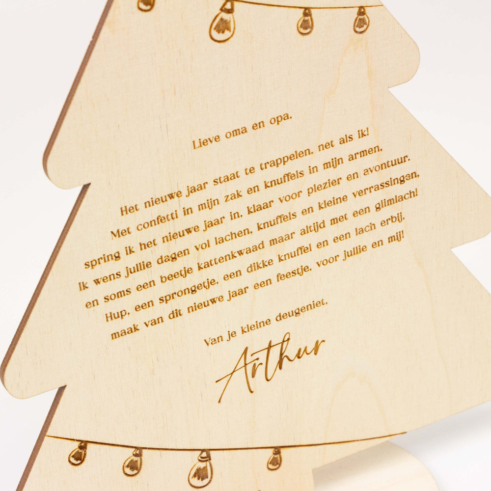 Houten nieuwjaarsbrief kerstboom