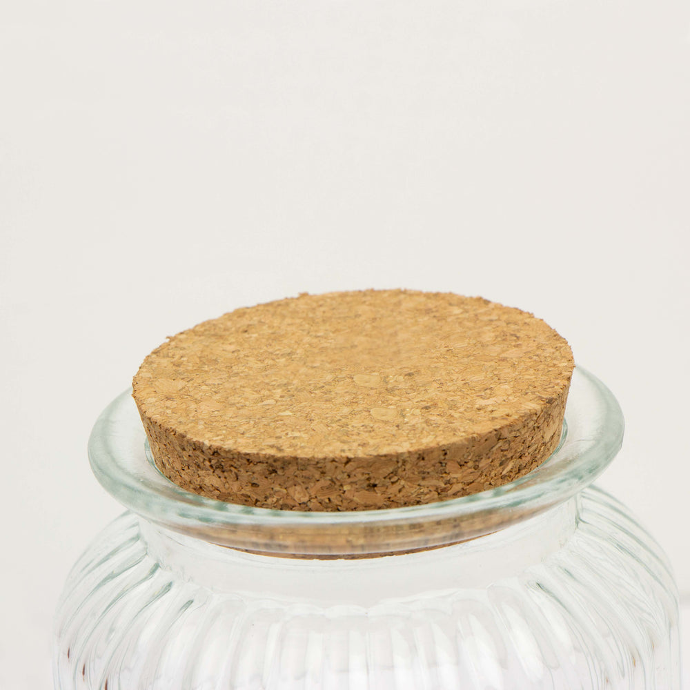 Glazen bokaal geribbeld met kurk deksel